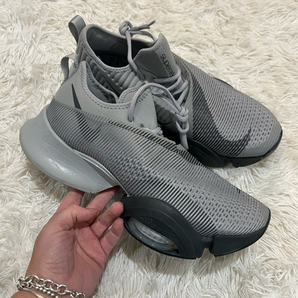 NIKE Air Zoom SuperRep Men’s - size 12
- Smoke Grey - Picture 1 of 9